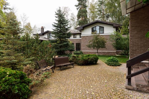 Резиденция 1123 кв.         м.          на участке 60 соток КП "Новое Аристово" — фото 3